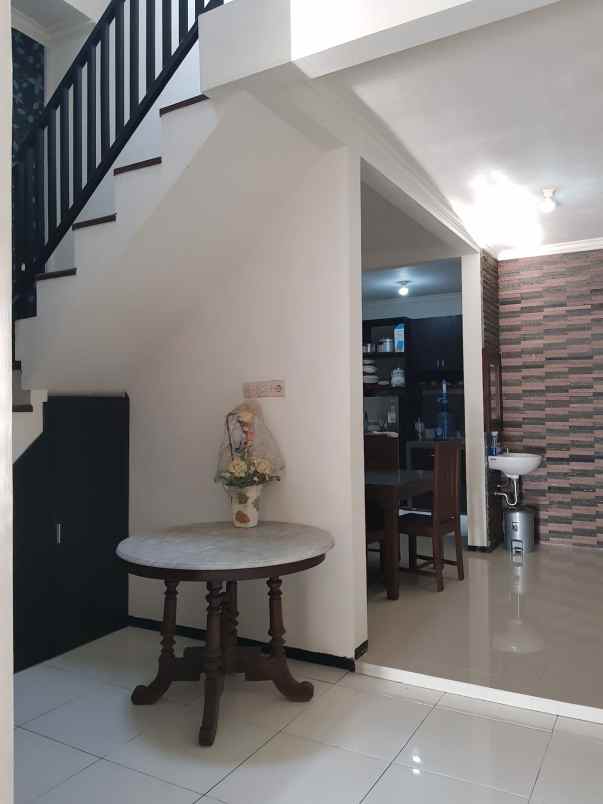 dijual rumah plus furnish di sulfat malang