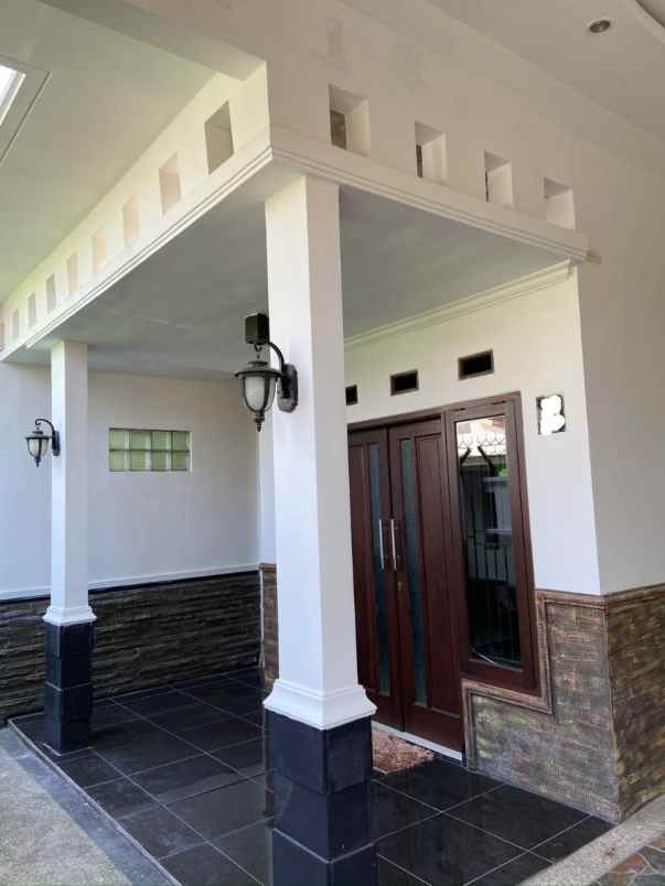 dijual rumah plus furnish di sulfat malang