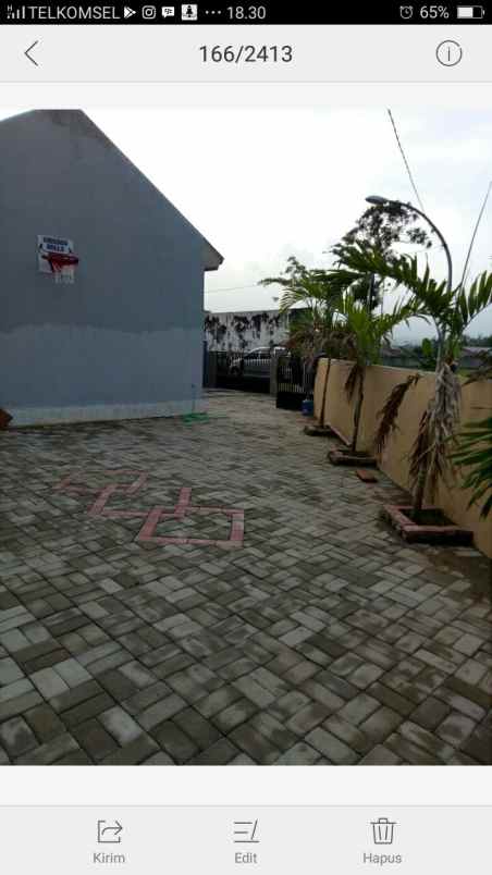 dijual rumah pojok di dekat kampus jember