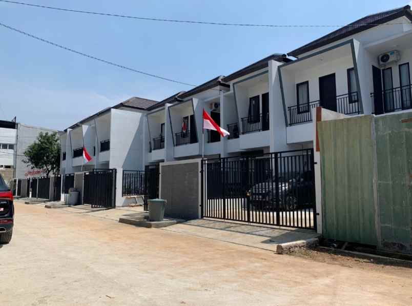 dijual rumah pondok cabe