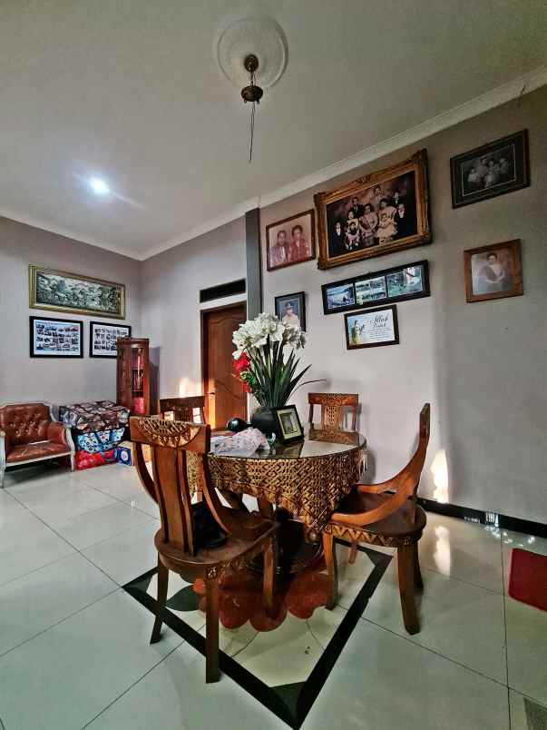 dijual rumah pondok indah jakarta selatan