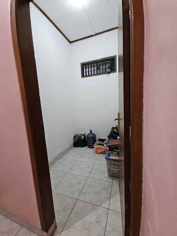 dijual rumah pondok pucung