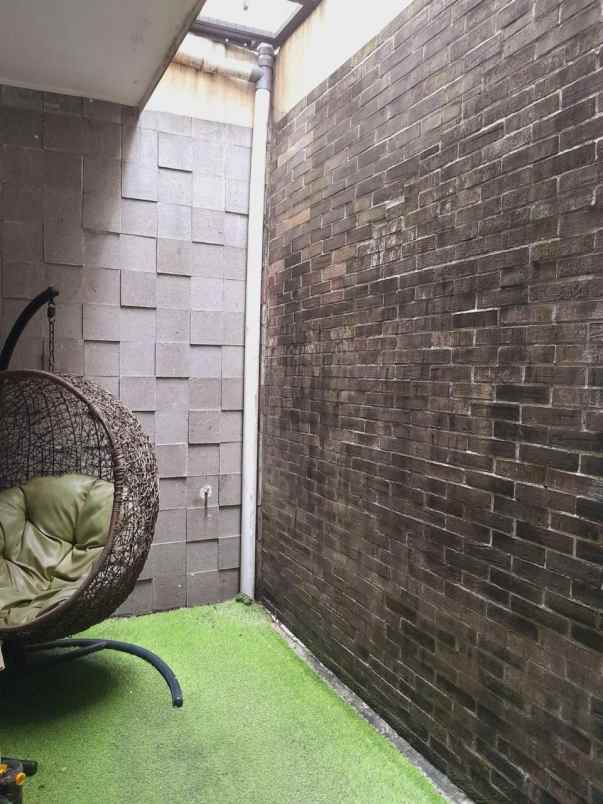 dijual rumah pondok ranji