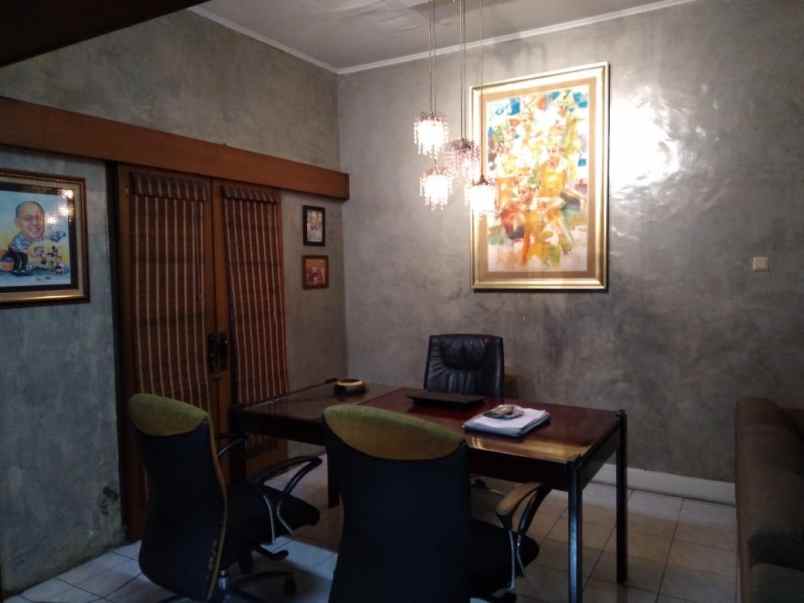 dijual rumah pos pengumben kelapa dua