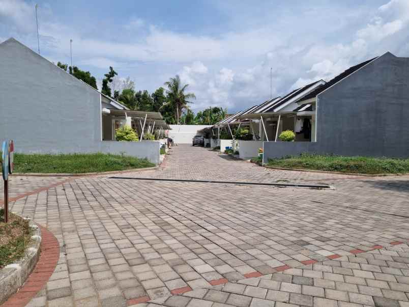 dijual rumah prambanan klaten