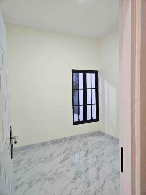 dijual rumah premier village cimuning