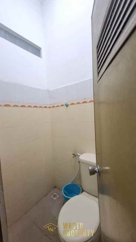 dijual rumah pugeran maguwoharjo depok