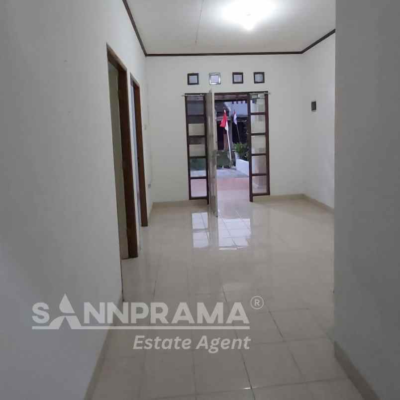 dijual rumah puri bali sawangan