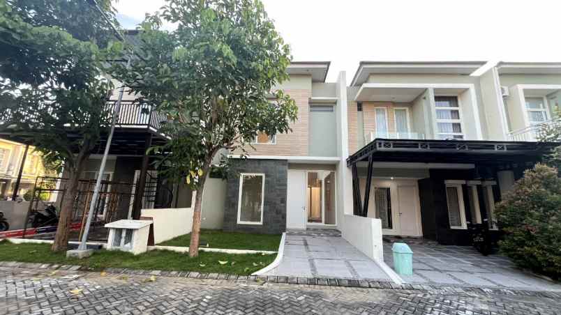 dijual rumah puri indah ketintang