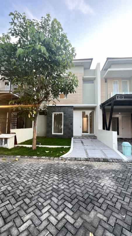 dijual rumah puri indah ketintang