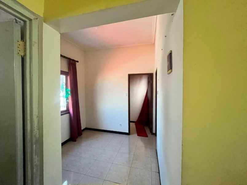 dijual rumah puri jimbaran