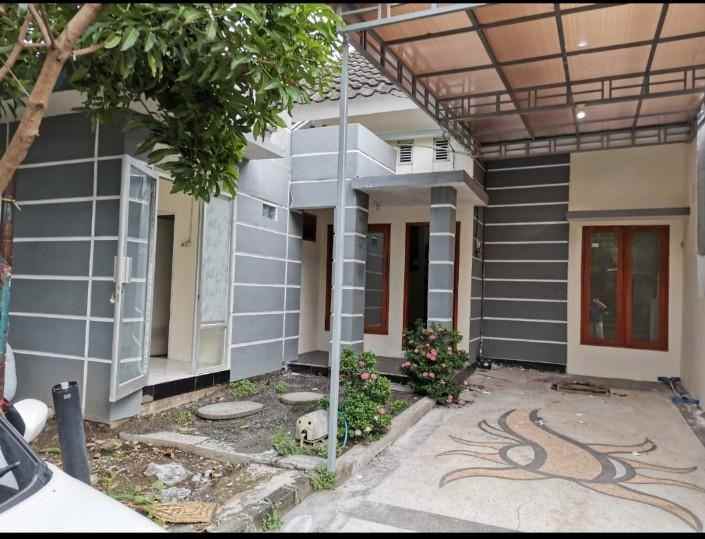 dijual rumah puri safira regency