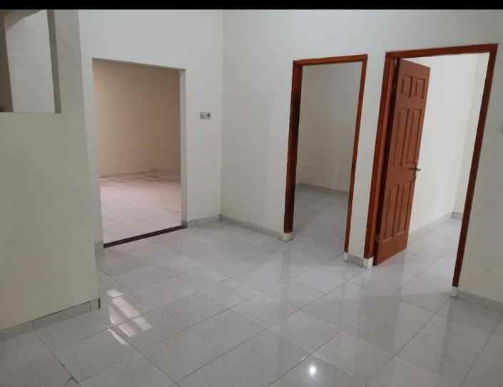 dijual rumah puri safira regency