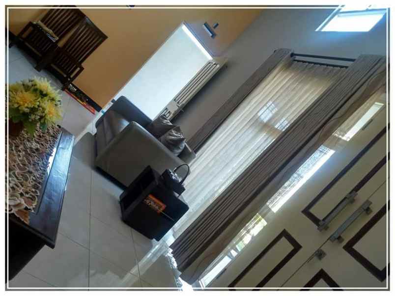 dijual rumah puri surya jaya valencia