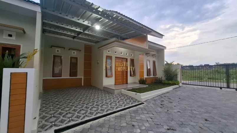 dijual rumah purrwomartani