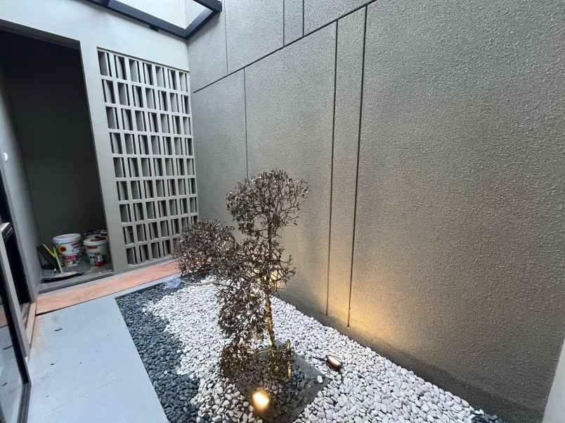 dijual rumah purwomartani