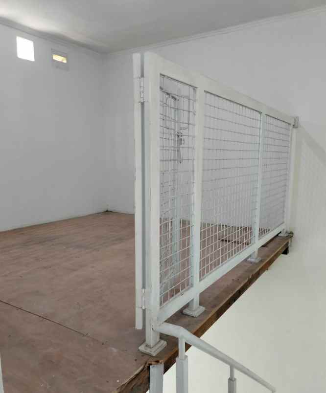 dijual rumah purwomartani