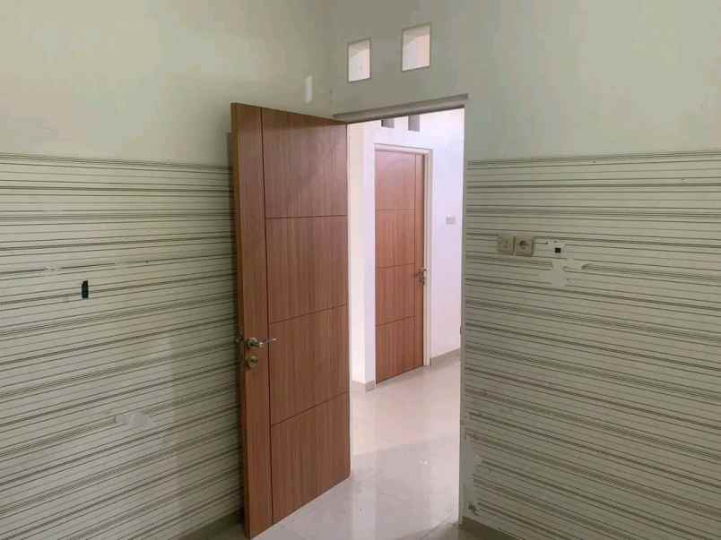 dijual rumah purwomartani