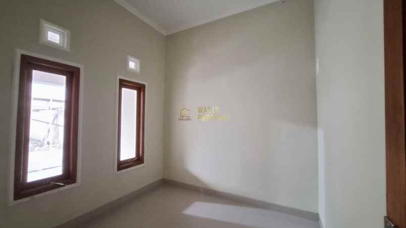 dijual rumah purwomartani kalasan