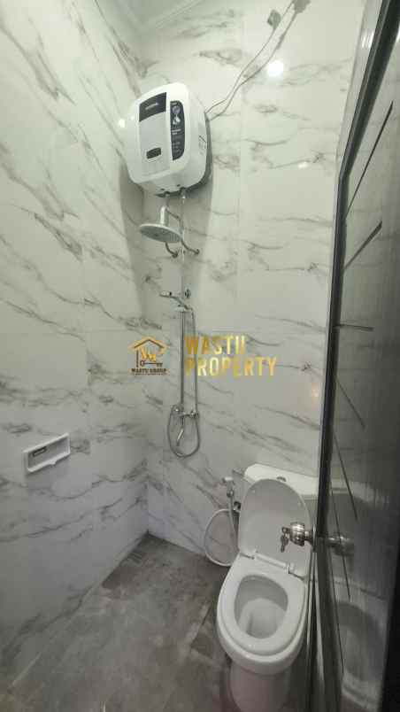 dijual rumah purwomartani kalasan