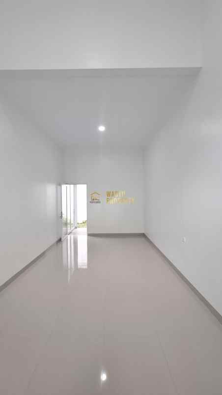 dijual rumah purwomartani kalasan