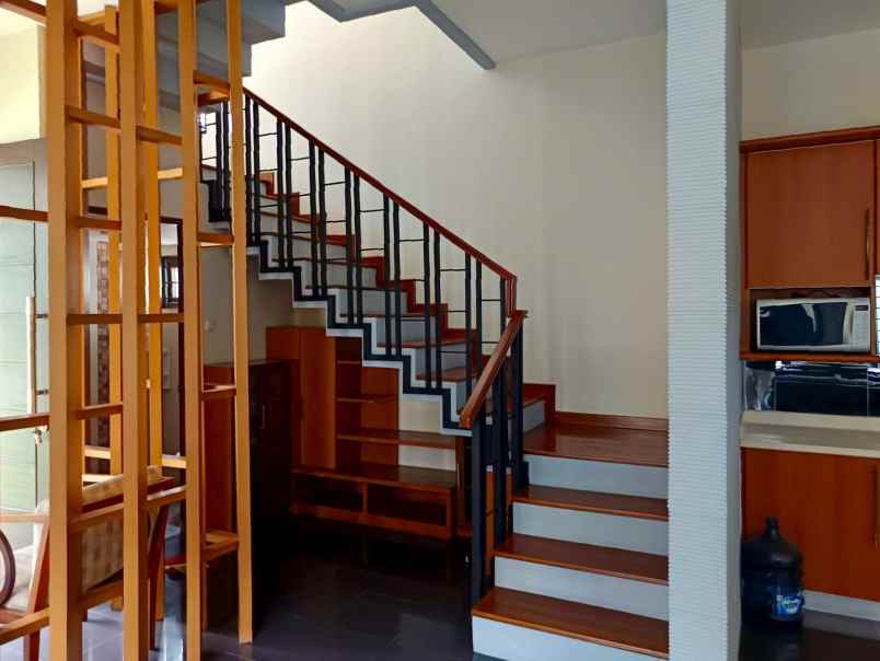 dijual rumah rawamangun