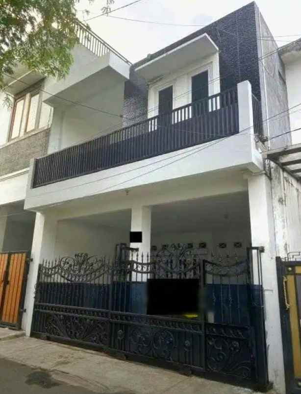 dijual rumah rawamangun dekat sekolah