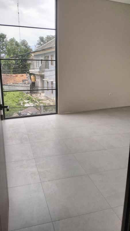 dijual rumah riung arum riung bandung