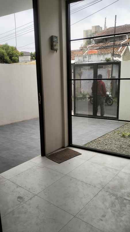 dijual rumah riung arum riung bandung