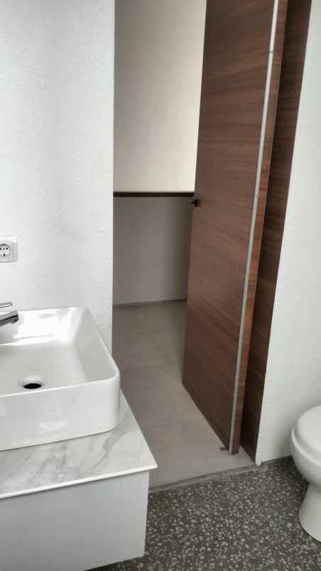 dijual rumah riung arum riung bandung