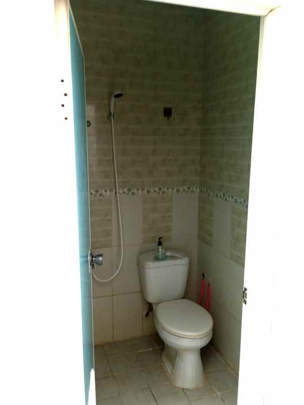 dijual rumah rungkut