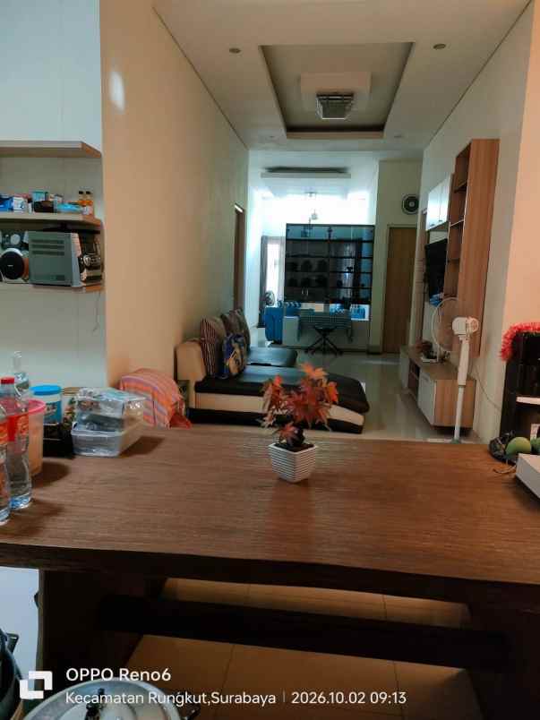 dijual rumah rungkut