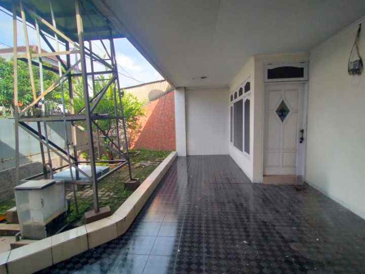 dijual rumah rungkut mejoyo