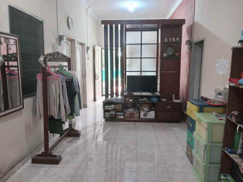 dijual rumah rungkut mejoyo