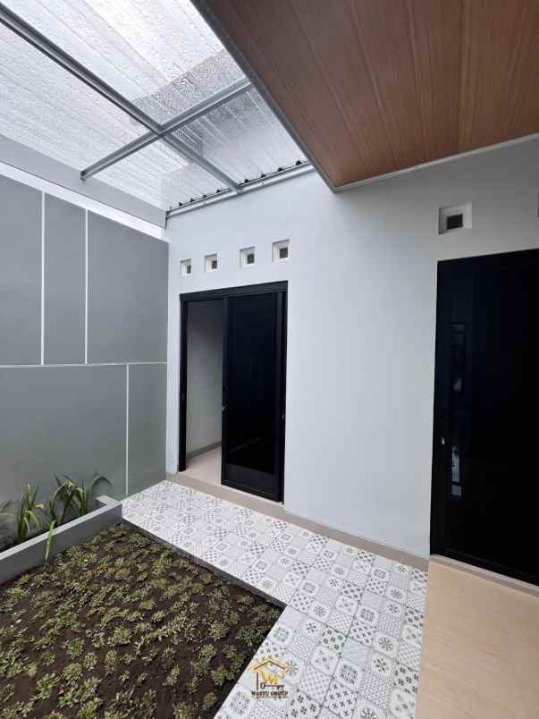 dijual rumah sardonoharjo