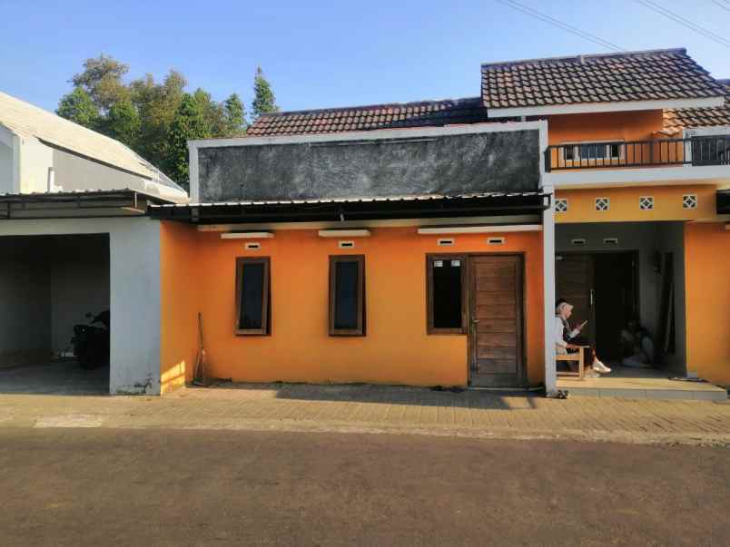 dijual rumah sardonoharjo ngaglik