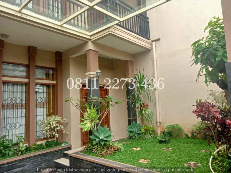 dijual rumah sarijadi