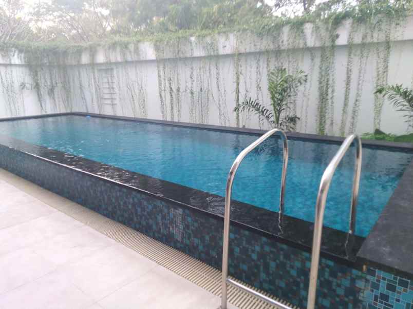 dijual rumah semi villa lokasi jimbaran