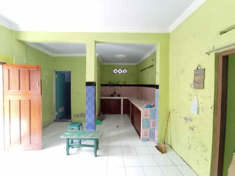 dijual rumah siap huni full bangunan lokasi strategis