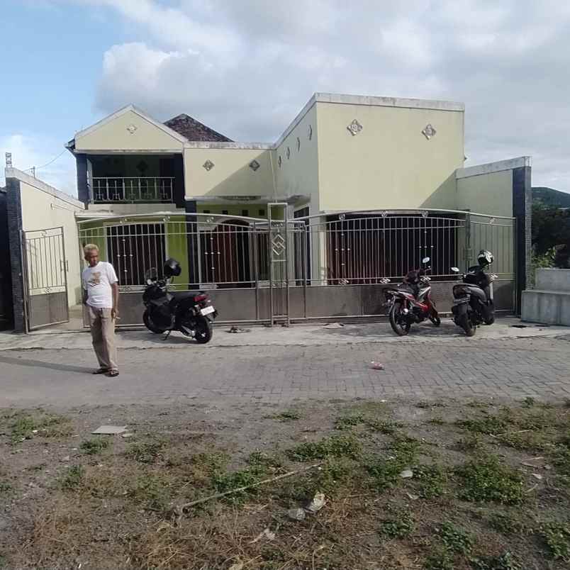 dijual rumah siap huni lokasi strategis kota klaten