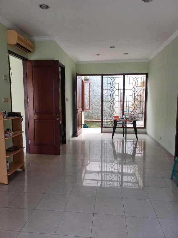 dijual rumah siaphuni di cengkir barat kelapa gading