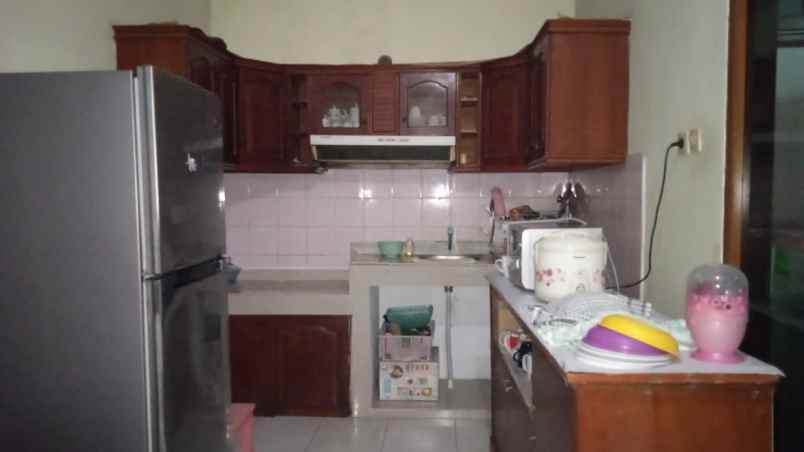 dijual rumah siaphuni di eramas 2000 jakarta timur