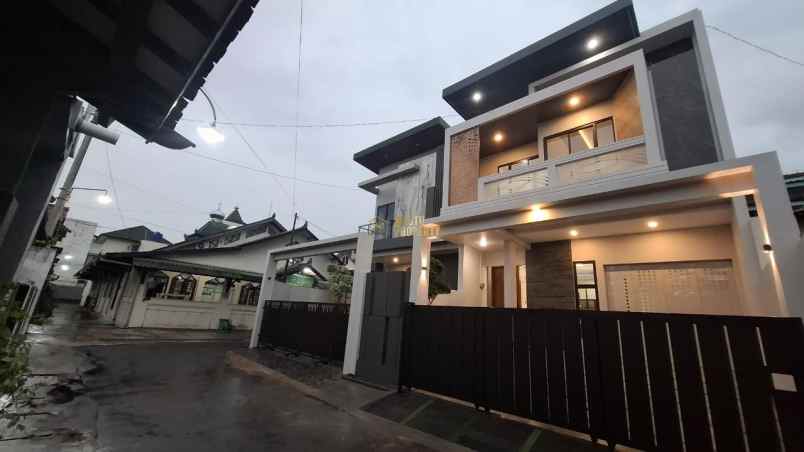 dijual rumah sinduharjo ngaglik sleman