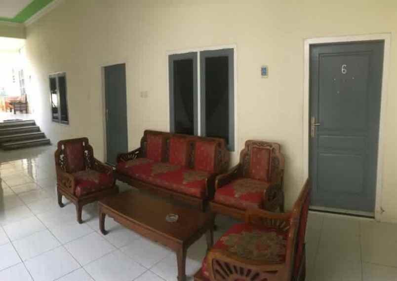 dijual rumah sisir