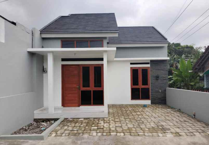 dijual rumah sleman