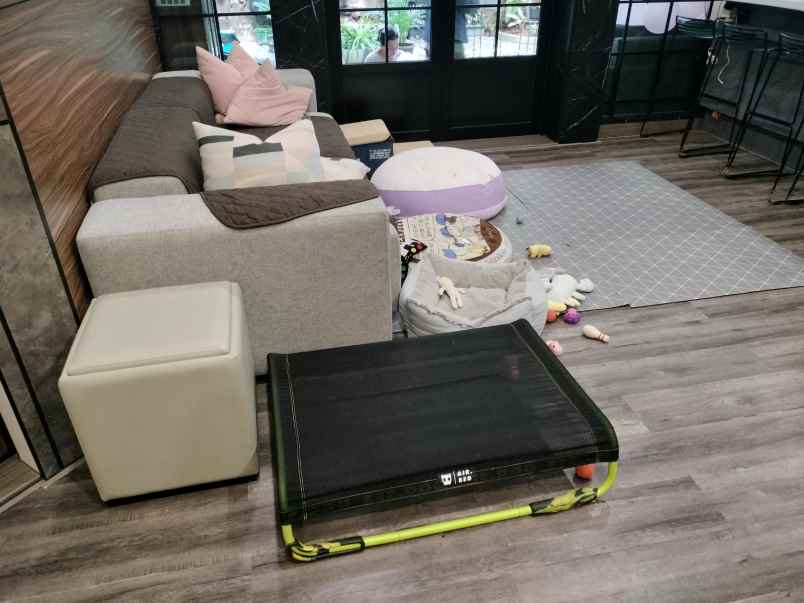 dijual rumah srengseng
