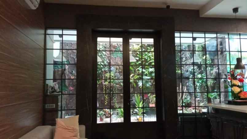 dijual rumah srengseng kembangan