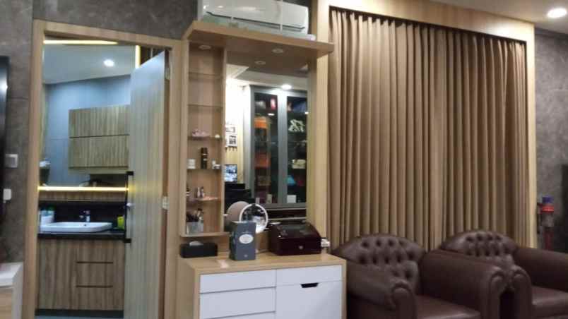 dijual rumah srengseng kembangan