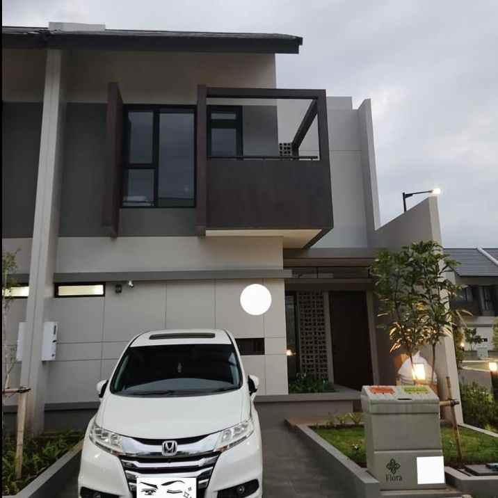 dijual rumah summarecon bandung cluster