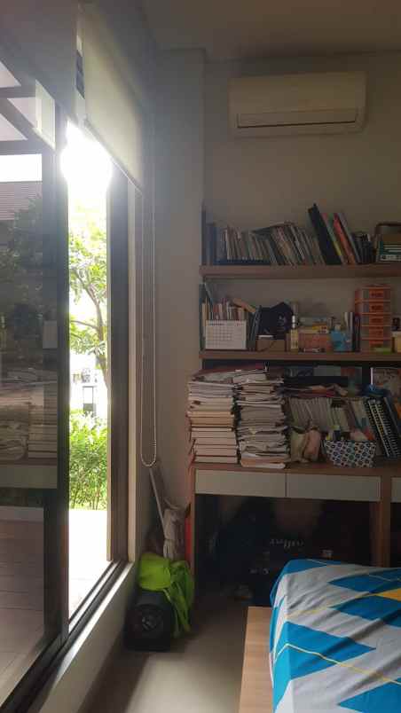 dijual rumah summarecon bandung cluster